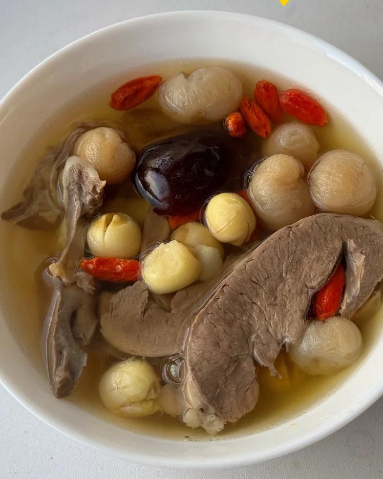 又整活！影视飓风将征集网友照片涂装火箭：组成中国人能飞